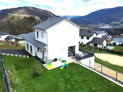 For sale Dortan 5 rooms 100 m2 Ain (01590) photo 0