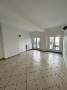 For rent Lyon-2eme-arrondissement 4 rooms 72 m2 Rhone (69002) photo 2
