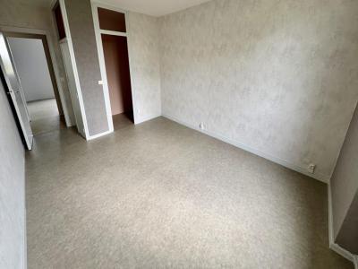 Louer Appartement Rolampont 535 euros