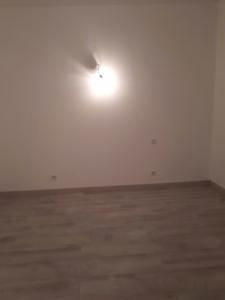 Louer Appartement Mont-saint-martin 585 euros
