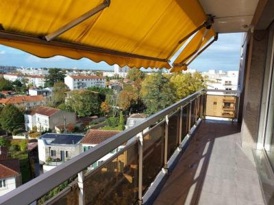 Louer Appartement 127 m2 Bordeaux