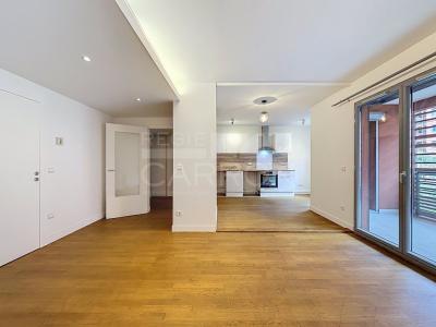 For rent Lyon-6eme-arrondissement 2 rooms 56 m2 Rhone (69006) photo 0