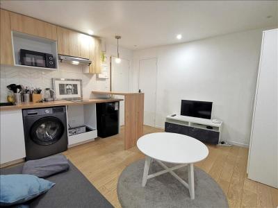 Louer Appartement Paris-11eme-arrondissement 669 euros