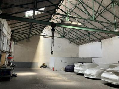 For sale Lyon-8eme-arrondissement 402 m2 Rhone (69008) photo 0