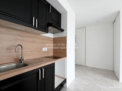 For rent Nanterre 2 rooms 46 m2 Hauts de Seine (92000) photo 1