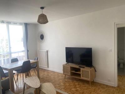 For rent Fontenay-le-fleury 1 room 25 m2 Yvelines (78330) photo 3