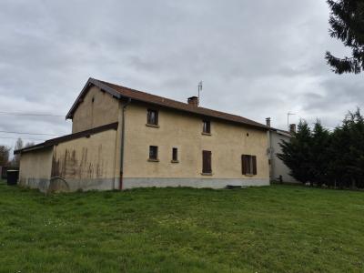 For sale CENTRE VILLAGE 4 rooms 109 m2 Ain (01320) photo 0