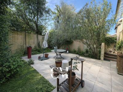 For sale Bordeaux 7 rooms 270 m2 Gironde (33000) photo 0