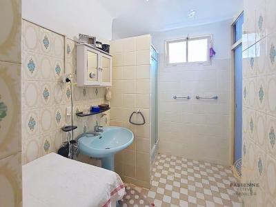 For sale Chateaurenard 4 rooms 66 m2 Bouches du Rhone (13160) photo 4