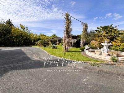 For sale Bouille-menard SEGRE-EN-ANJOU-BLEU 10 rooms 265 m2 Maine et loire (49520) photo 4