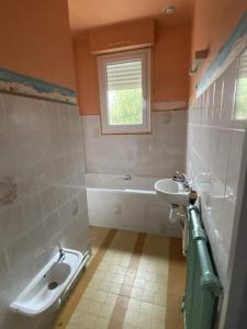 For sale Fougeres 7 rooms 167 m2 Ille et vilaine (35300) photo 2