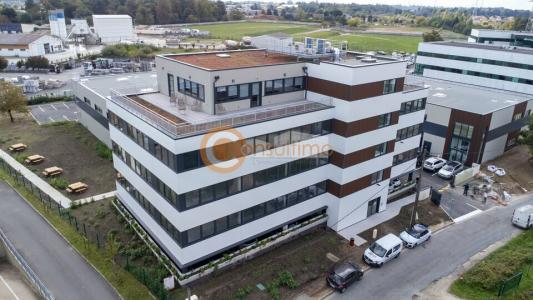 For rent Artigues-pres-bordeaux 156 m2 Gironde (33370) photo 1