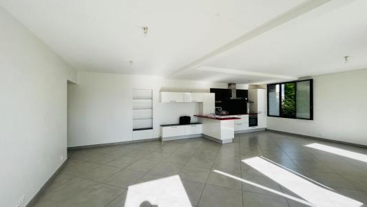 Annonce Location 3 pi�ces Maison Saint-savin 33