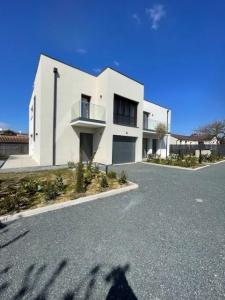 Annonce Location Prestige Sainte-foy-les-lyon 69