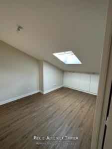 For rent Lyon-2eme-arrondissement 4 rooms 128 m2 Rhone (69002) photo 3