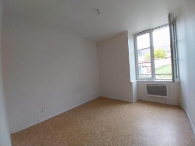 For rent Roches-bettaincourt 2 rooms 48 m2 Haute marne (52270) photo 3