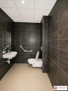 Louer Commerce Rennes 28800 euros