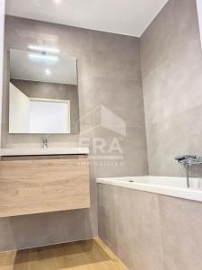 Louer Appartement 50 m2 Cagnes-sur-mer