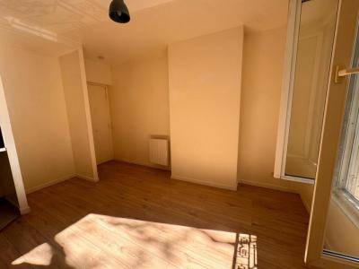 For sale Saint-ouen 2 rooms 23 m2 Seine saint denis (93400) photo 3
