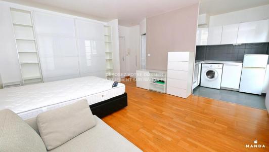 Louer Appartement Paris-10eme-arrondissement 1091 euros