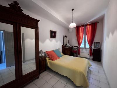 For sale 4 rooms 115 m2 Gard (30800) photo 4