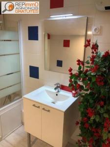 For rent Nice ‎AV de Castellane 2 rooms 40 m2 Alpes Maritimes (06000) photo 1