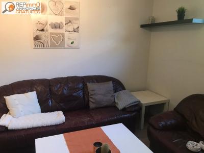 For rent Marseille-en-beauvaisis  Rue du Général Leclerc 2 rooms 40 m2 Oise (60690) photo 0