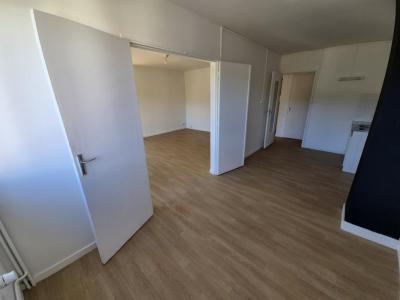 For rent Bogny-sur-meuse 4 rooms 77 m2 Ardennes (08120) photo 3