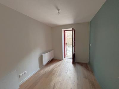 For rent Charbonnieres-les-bains 2 rooms 35 m2 Rhone (69260) photo 4