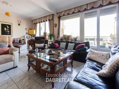 Acheter Appartement 150 m2 Lyon-6eme-arrondissement