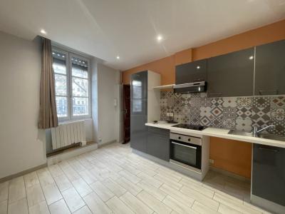 For rent Lyon-4eme-arrondissement 2 rooms 33 m2 Rhone (69004) photo 0