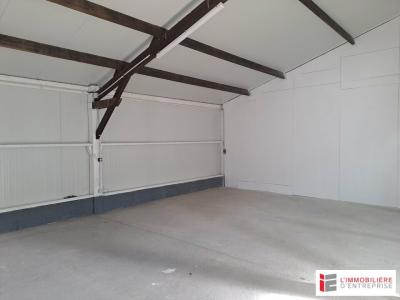 Louer Commerce 250 m2 Vern-sur-seiche