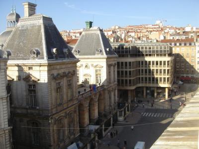 For rent Lyon-1er-arrondissement 3 rooms 80 m2 Rhone (69001) photo 0
