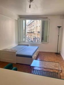 Louer Appartement 30 m2 Paris-18eme-arrondissement