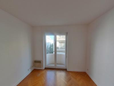 Louer Appartement Lyon-6eme-arrondissement 1700 euros