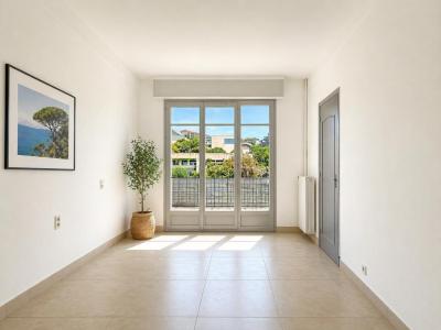For sale Nice 2 rooms 50 m2 Alpes Maritimes (06100) photo 0