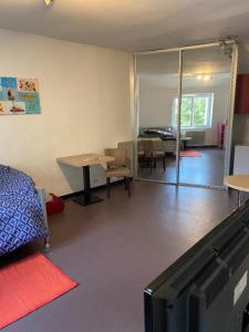 For rent Angers 1 room 25 m2 Maine et loire (49100) photo 3