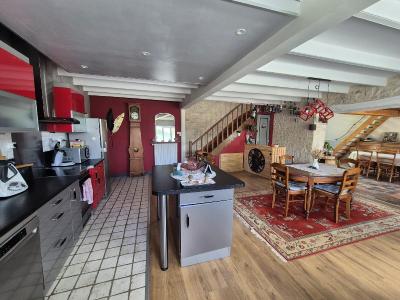 For sale VAL-DU-MIGNON 10 rooms 230 m2 Deux sevres (79360) photo 1