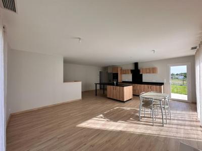 For sale Estillac 5 rooms 115 m2 Lot et garonne (47310) photo 3