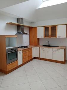 For sale Saint-jean-brevelay 3 rooms 150 m2 Morbihan (56660) photo 1