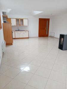 For sale Saint-jean-brevelay 3 rooms 150 m2 Morbihan (56660) photo 2