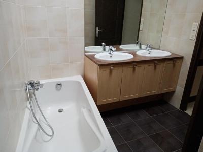 For sale Saint-jean-brevelay 3 rooms 150 m2 Morbihan (56660) photo 4