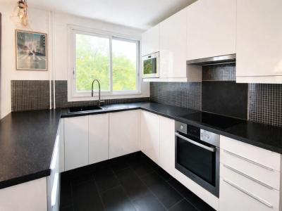 For sale Sevres 4 rooms 77 m2 Hauts de Seine (92310) photo 0