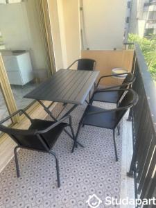 Louer Appartement 12 m2 Juan-les-pins