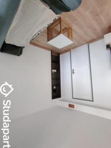 For rent Avignon 1 room 13 m2 Vaucluse (84000) photo 3