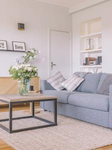 For rent Neuilly-sur-seine 2 rooms 43 m2 Hauts de Seine (92200) photo 3