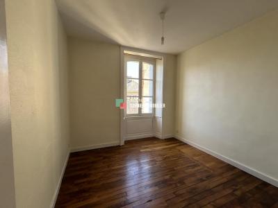 Acheter Appartement 102 m2 Vitre