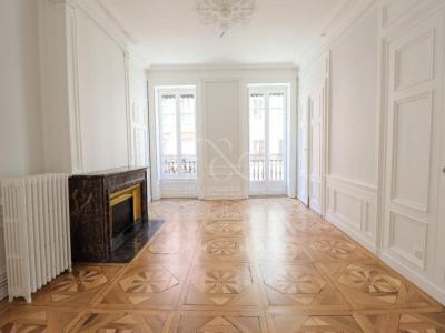 For sale Lyon-2eme-arrondissement 3 rooms 69 m2 Rhone (69002) photo 0