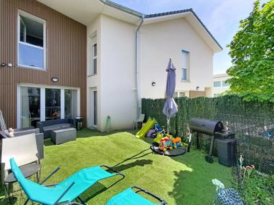 For sale Grigny 4 rooms 98 m2 Rhone (69520) photo 4