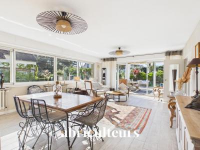 For sale Carnac 11 rooms 204 m2 Morbihan (56340) photo 0